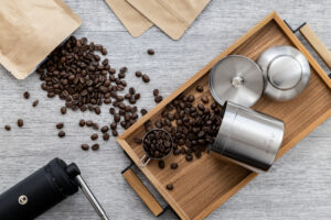 asuiro（あすいろ）は、コーヒーやキッチンツール、暮らしの道具を紹介するライフスタイルメディア。日々の暮らしに、やさしい彩りと小さな豊かさをお届けします。