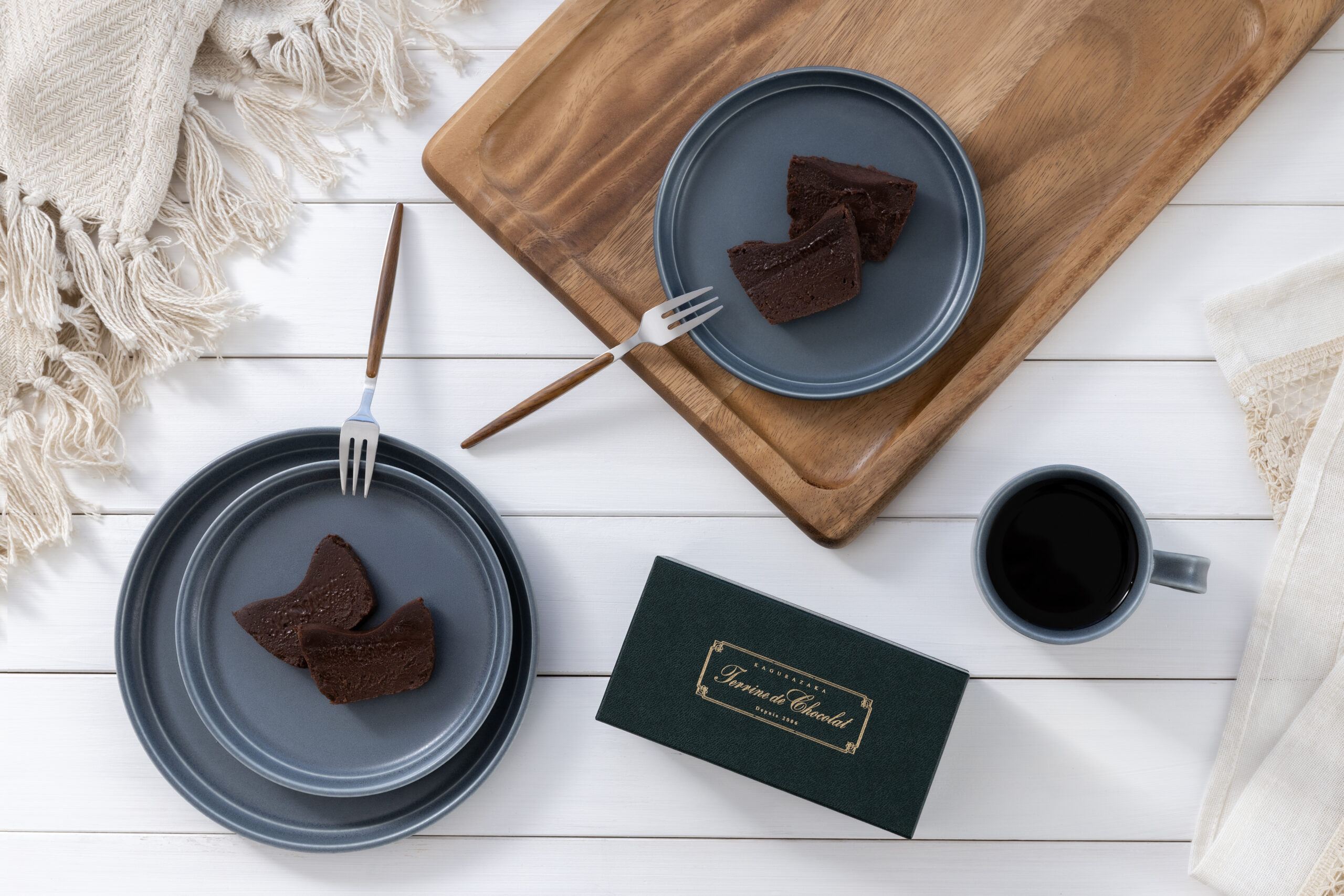 asuiro（あすいろ）は、コーヒーやキッチンツール、暮らしの道具を紹介するライフスタイルメディア。日々の暮らしに、やさしい彩りと小さな豊かさをお届けします。