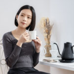 asuiro（あすいろ）は、コーヒーやキッチンツール、暮らしの道具を紹介するライフスタイルメディア。日々の暮らしに、やさしい彩りと小さな豊かさをお届けします。