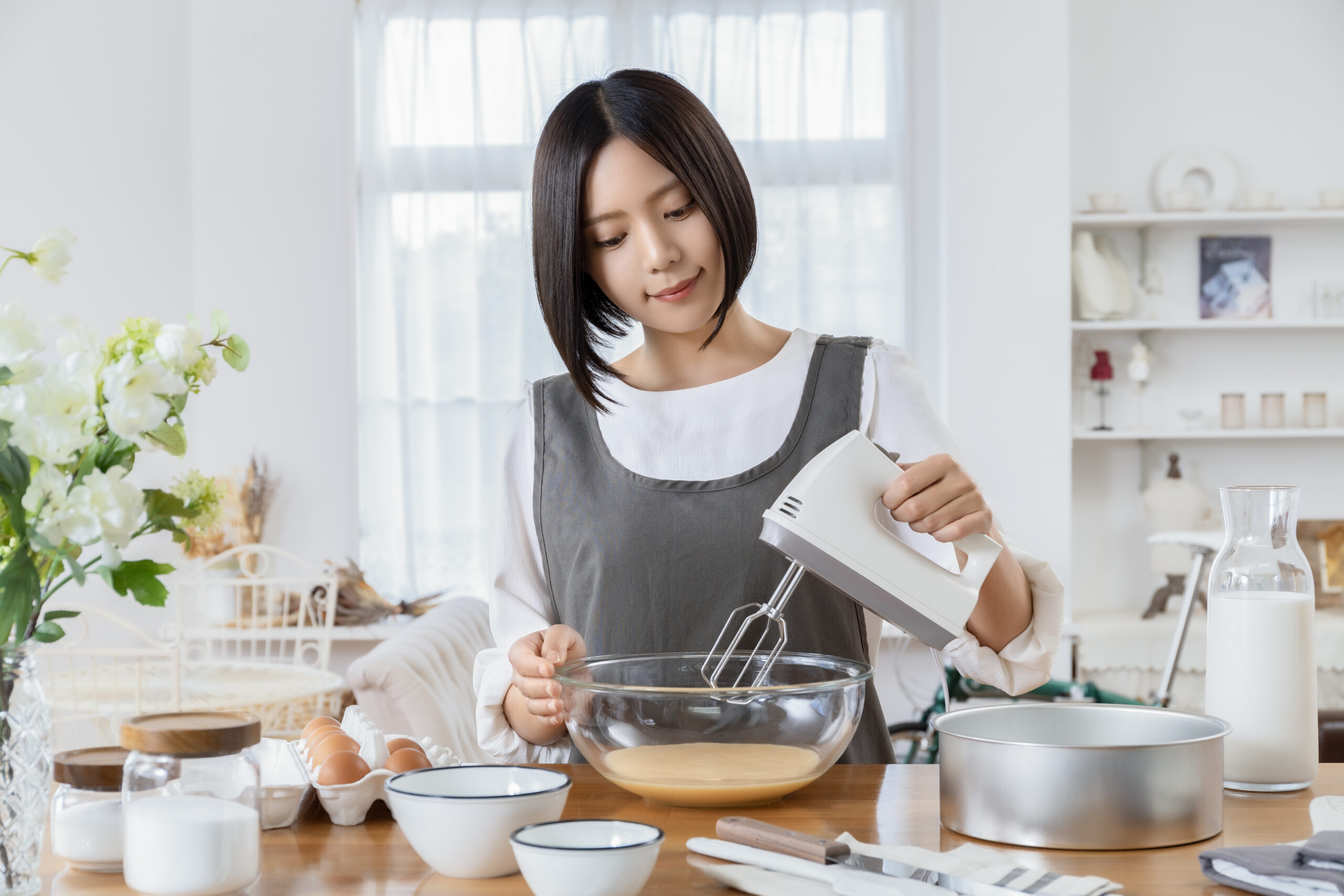 asuiro（あすいろ）は、コーヒーやキッチンツール、暮らしの道具を紹介するライフスタイルメディア。日々の暮らしに、やさしい彩りと小さな豊かさをお届けします。
